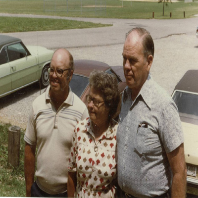 Flonnie Marie Leigh family
