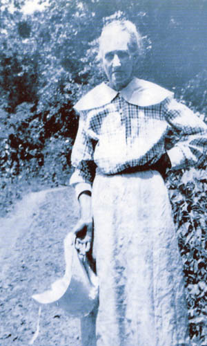 Caroline Head Mize Photos