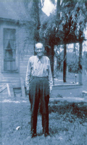 Samuel Mize Photos