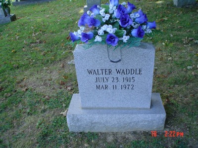 Walter Waddle tombstone Mize photo