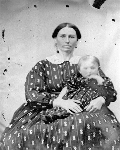Susan Ann Calder and child Jennie Calder Photo